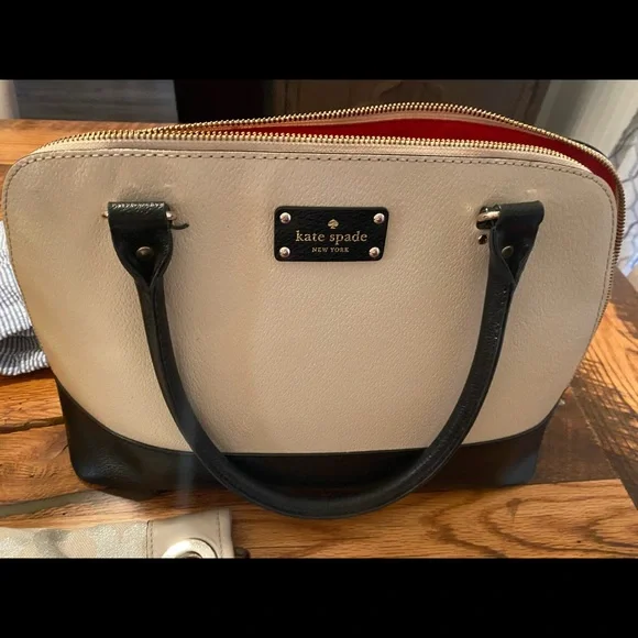 Kate Spade dome black and white large purse or tote - Picture 1 of 2
